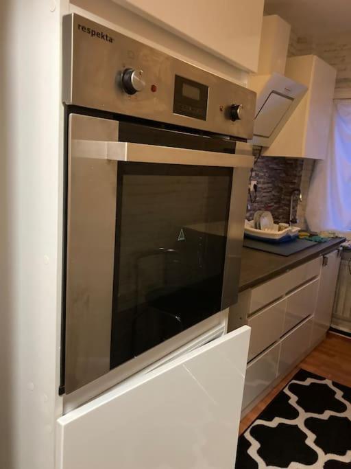 Toll Apartment Am Rhein Netflix Internet 1000 Mbits, Free Parking Дуйсбург Екстер'єр фото